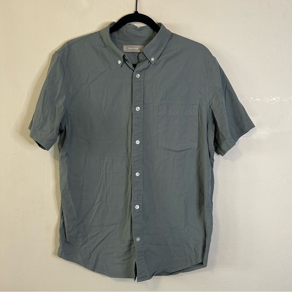 Everlane Gray Blue Button Down Short Sleeve Shirt